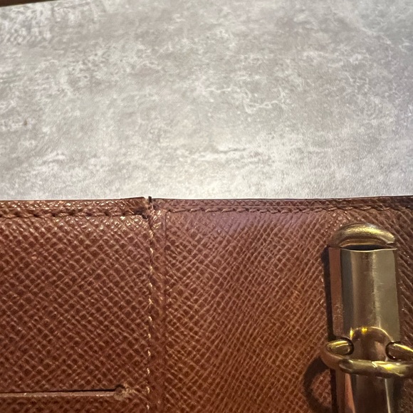 SOLD Authentic Louis Vuitton Agenda PM - Picture 6 of 12